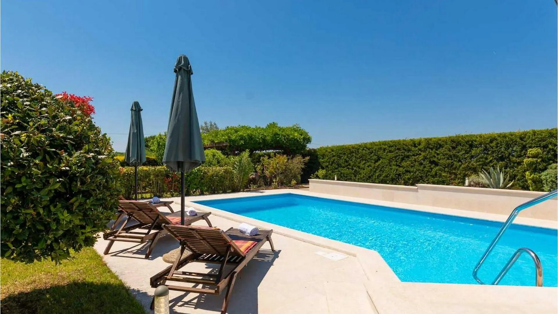 House Anka Villa Tinjan